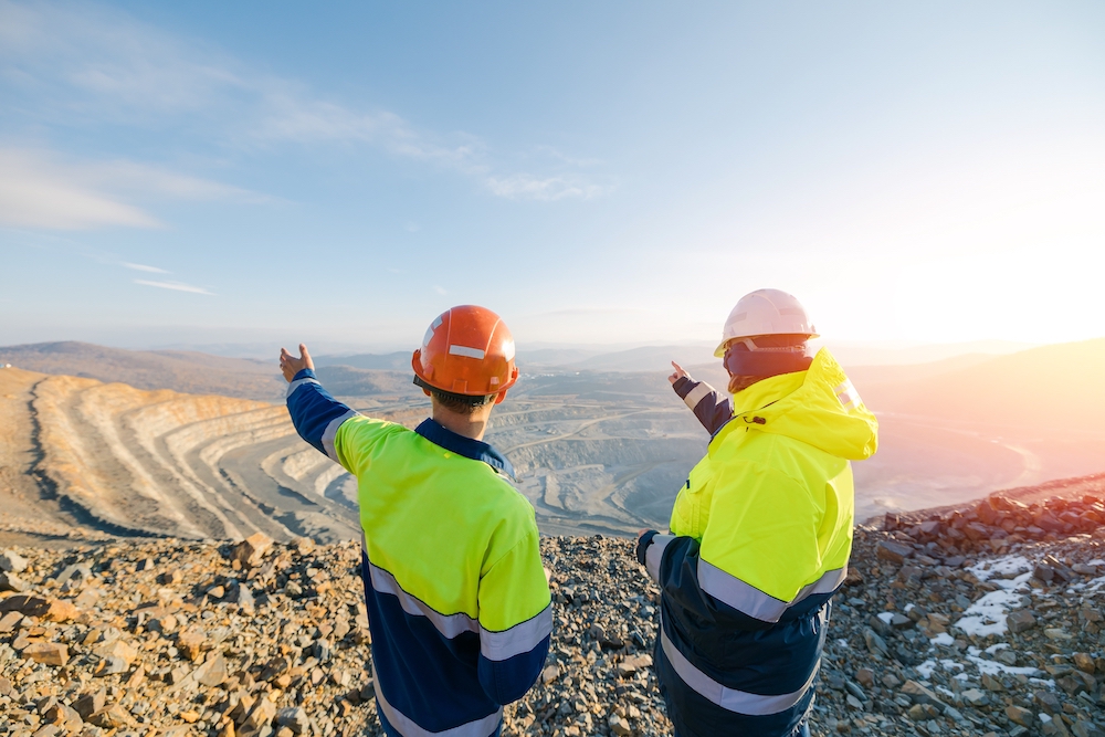 mining,engineers,worker,on,open,pit,quarry,overlooking,ore,mine,